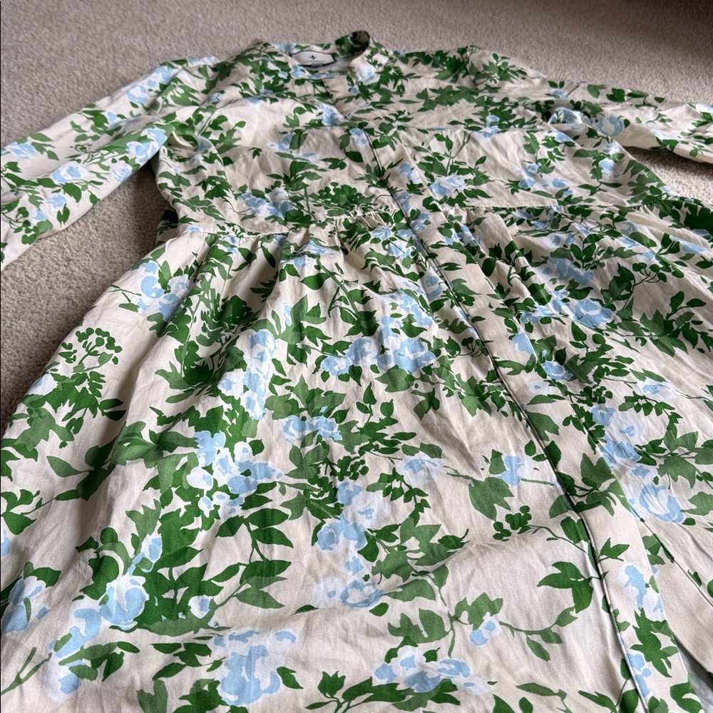 Tuckernuck English Ivy Royal Floral Dress Size Small - Picture 6 of 10